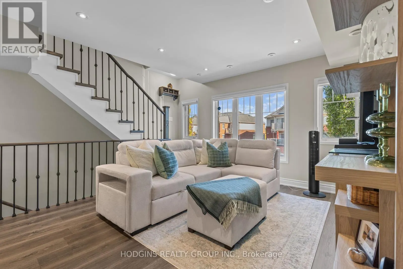 38 - 3250 BENTLEY DRIVE S