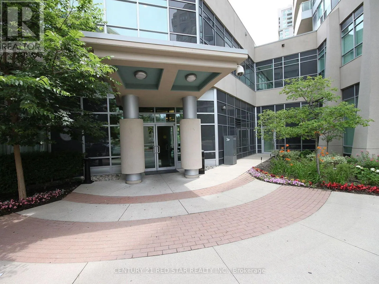 3001 - 1 ELM DRIVE N