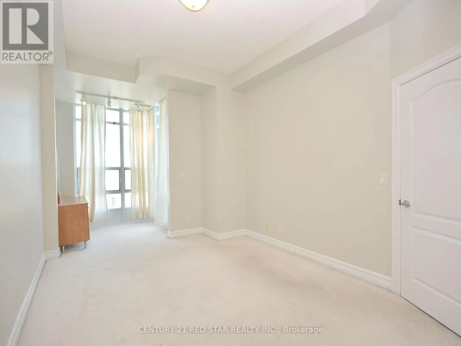 3001 - 1 ELM DRIVE N