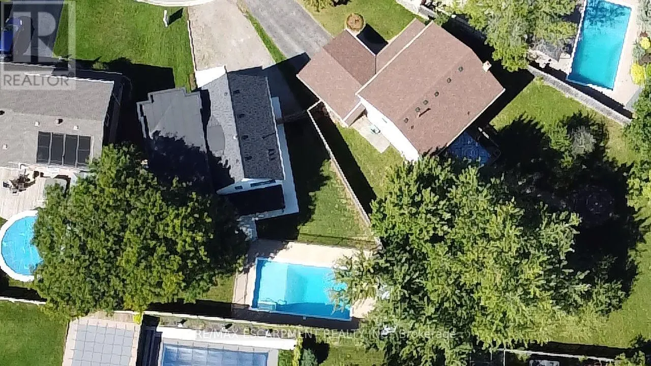 772 BANTING COURT