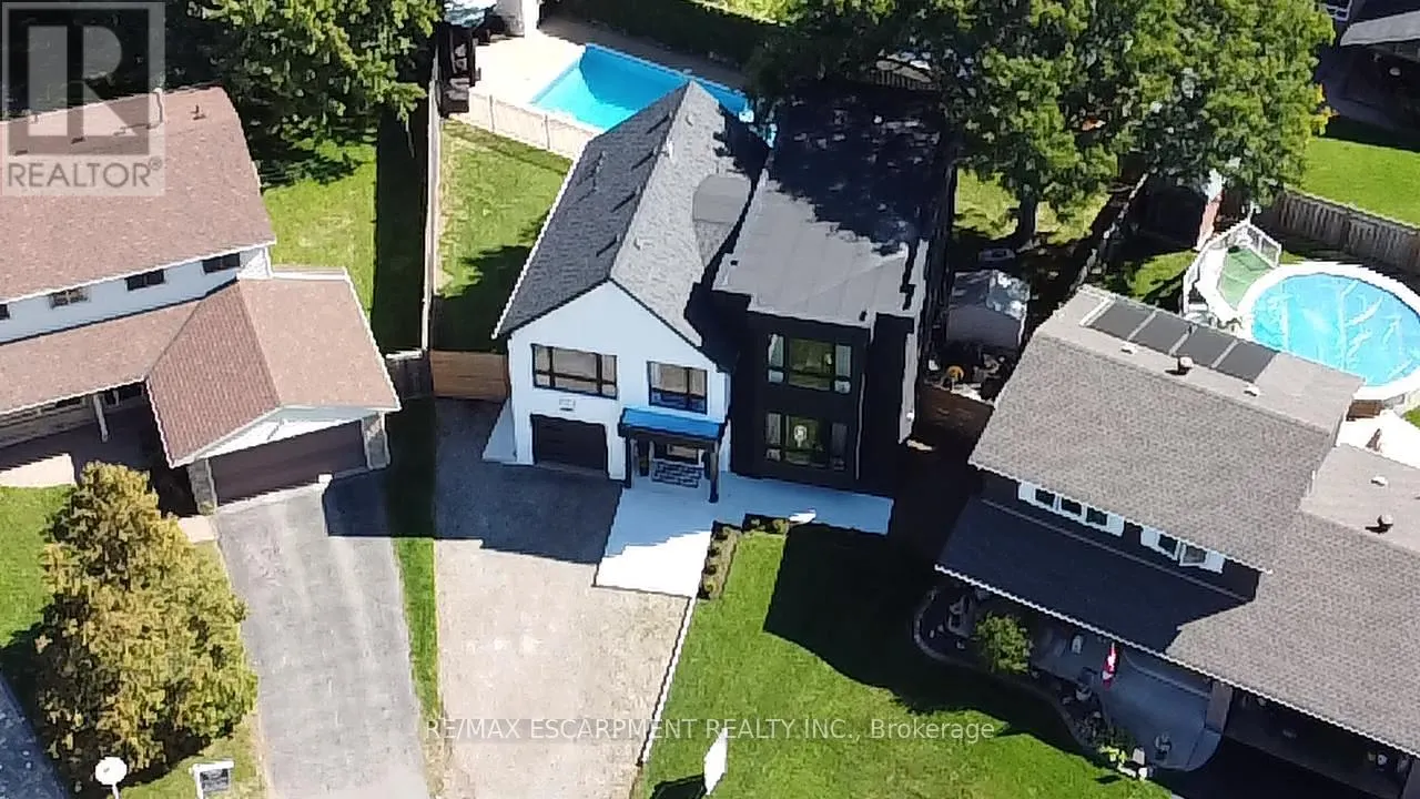 772 BANTING COURT
