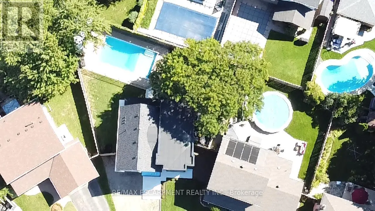 772 BANTING COURT