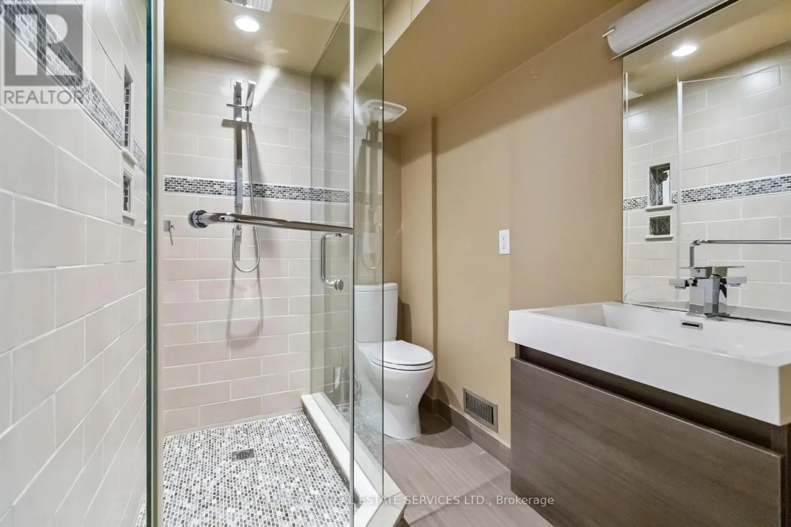 2019 LAKESHORE ROAD W