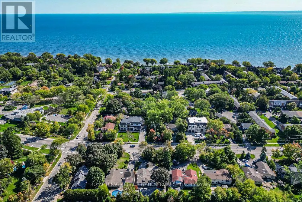 2019 LAKESHORE ROAD W