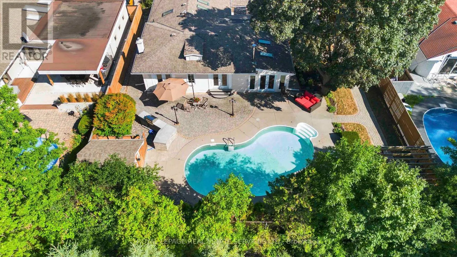 2019 LAKESHORE ROAD W
