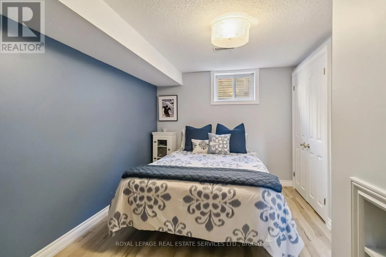 2019 LAKESHORE ROAD W