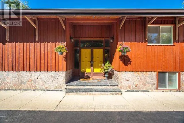24 CEDAR DRIVE