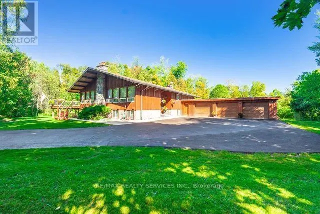 24 CEDAR DRIVE