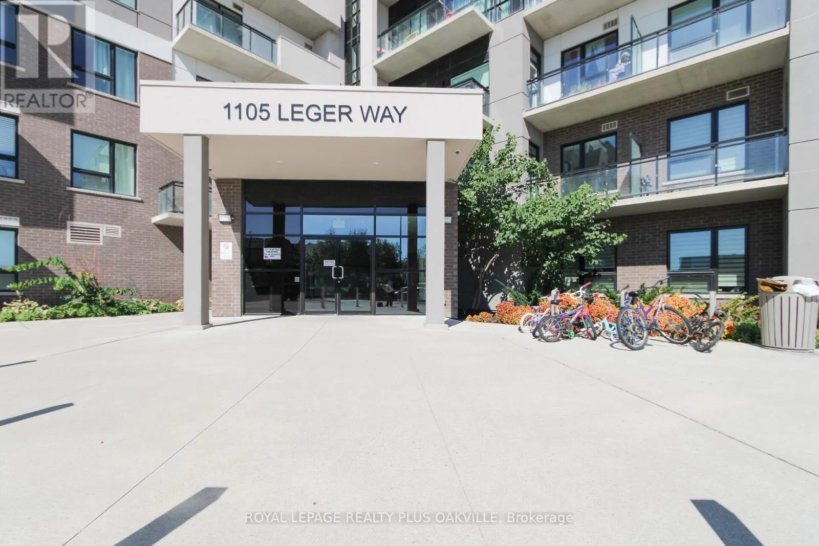 526 - 1105 LEGER WAY