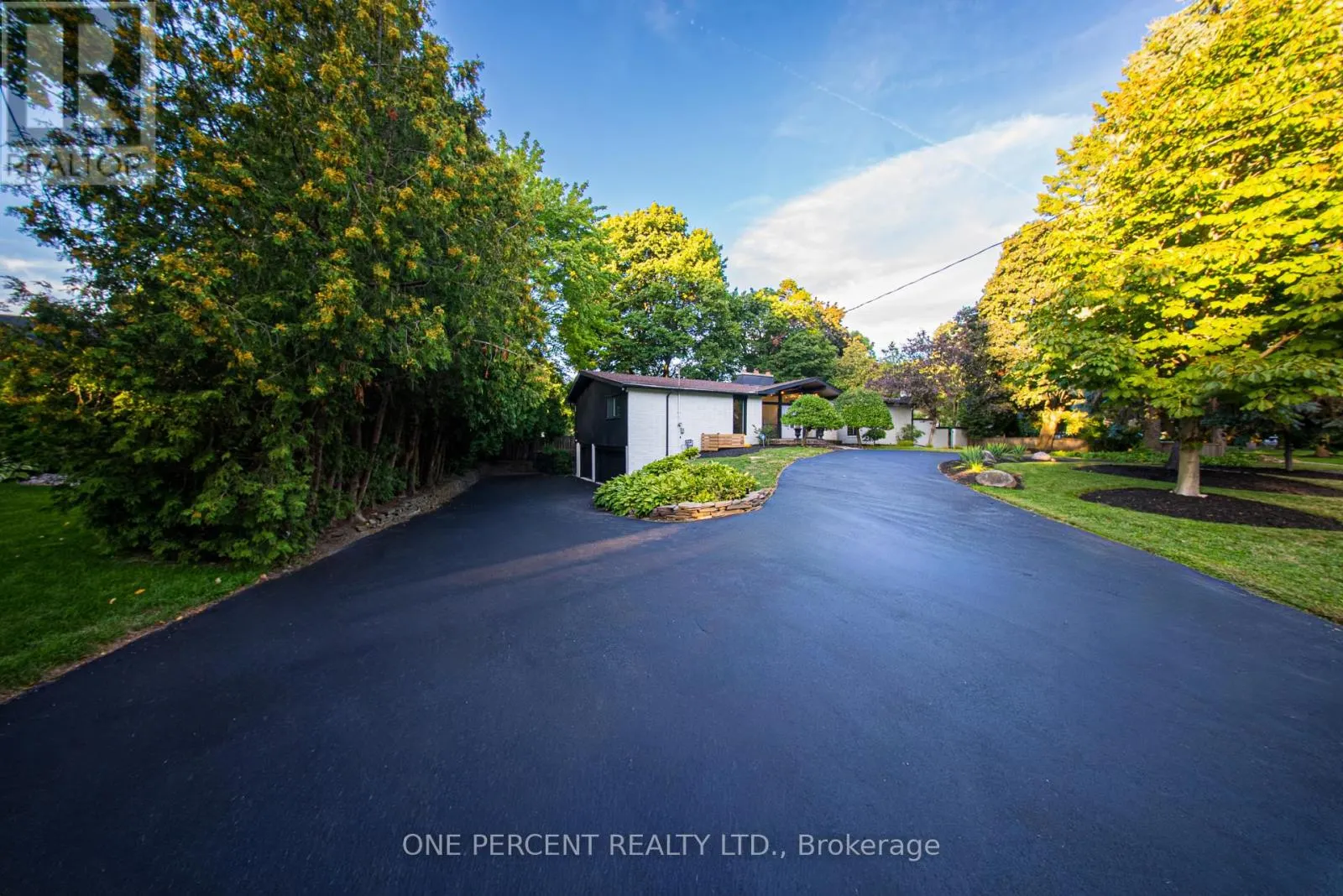 625 SIR RICHARDS ROAD