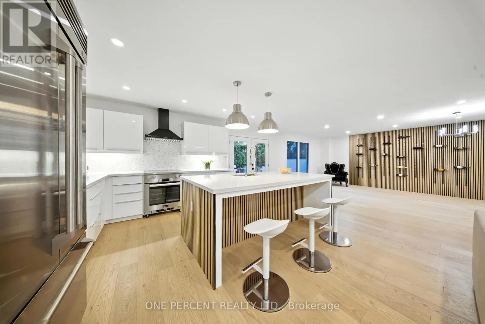 625 SIR RICHARDS ROAD