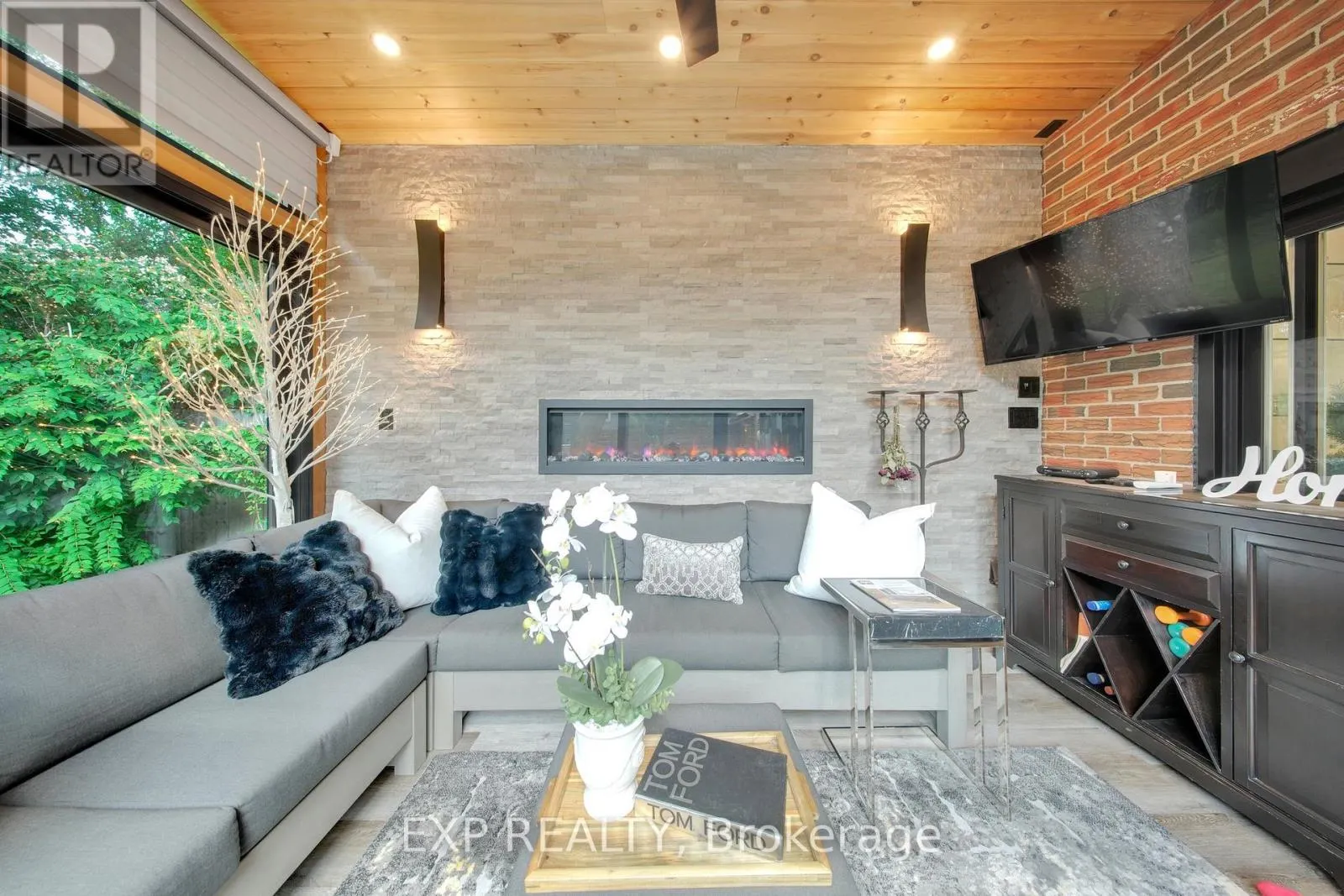 3620 PONYTRAIL DRIVE