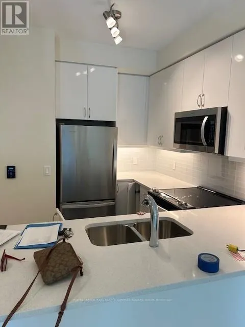 303 - 38 ANNIE CRAIG DRIVE