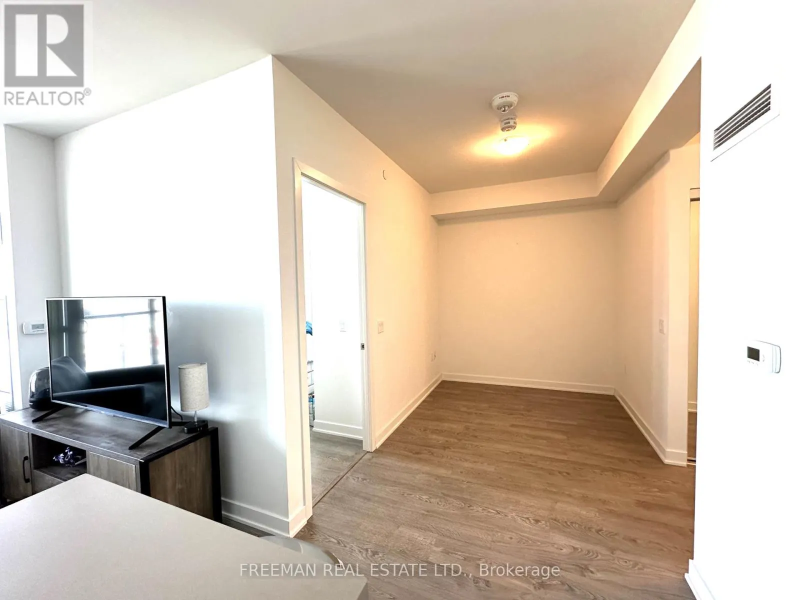 4699 GLEN ERIN DRIVE