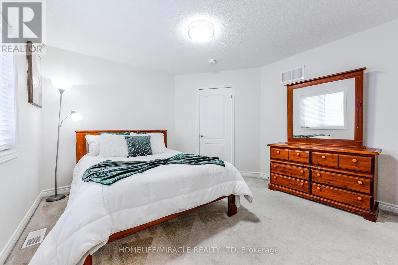 122 BONNIE BRAES DRIVE
