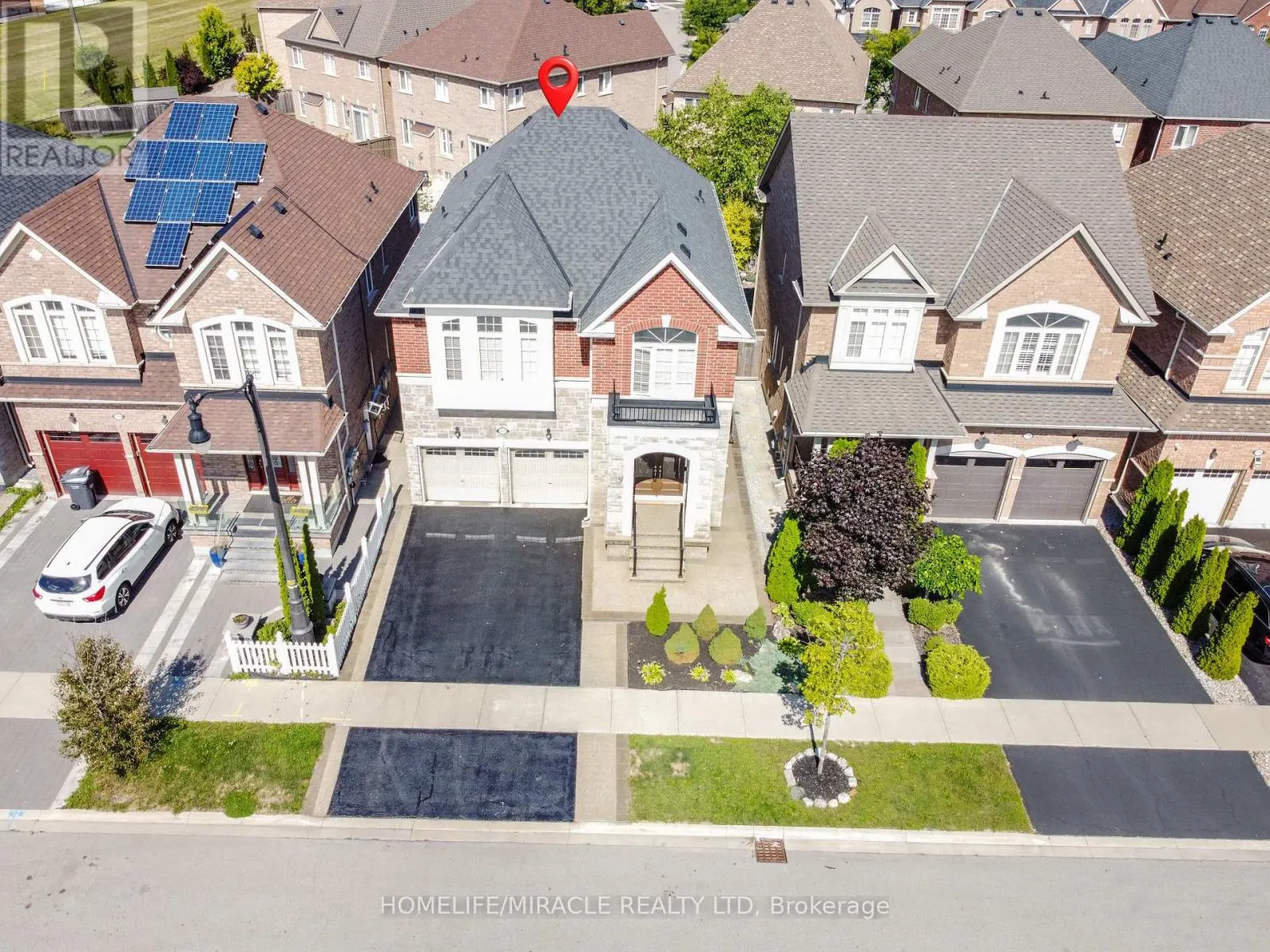 122 BONNIE BRAES DRIVE