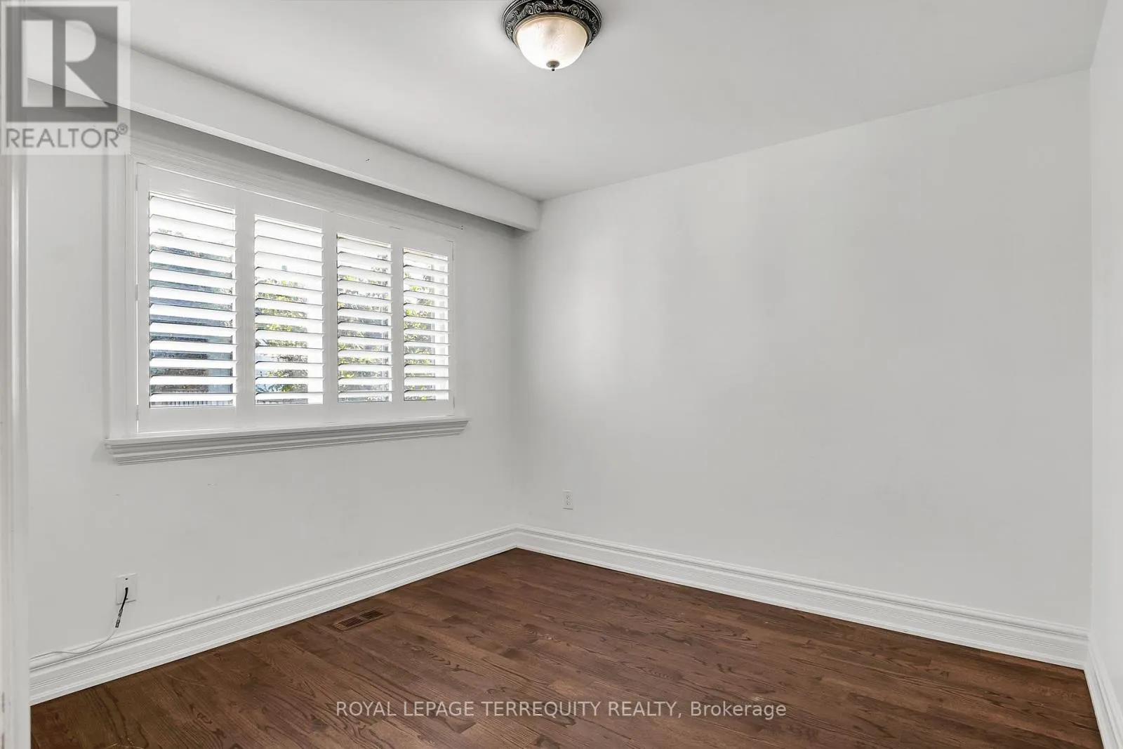 19 WALL AVENUE
