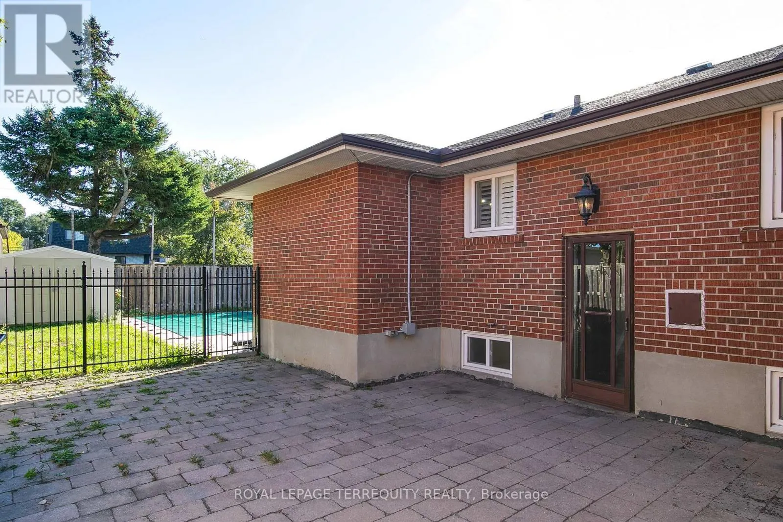 19 WALL AVENUE