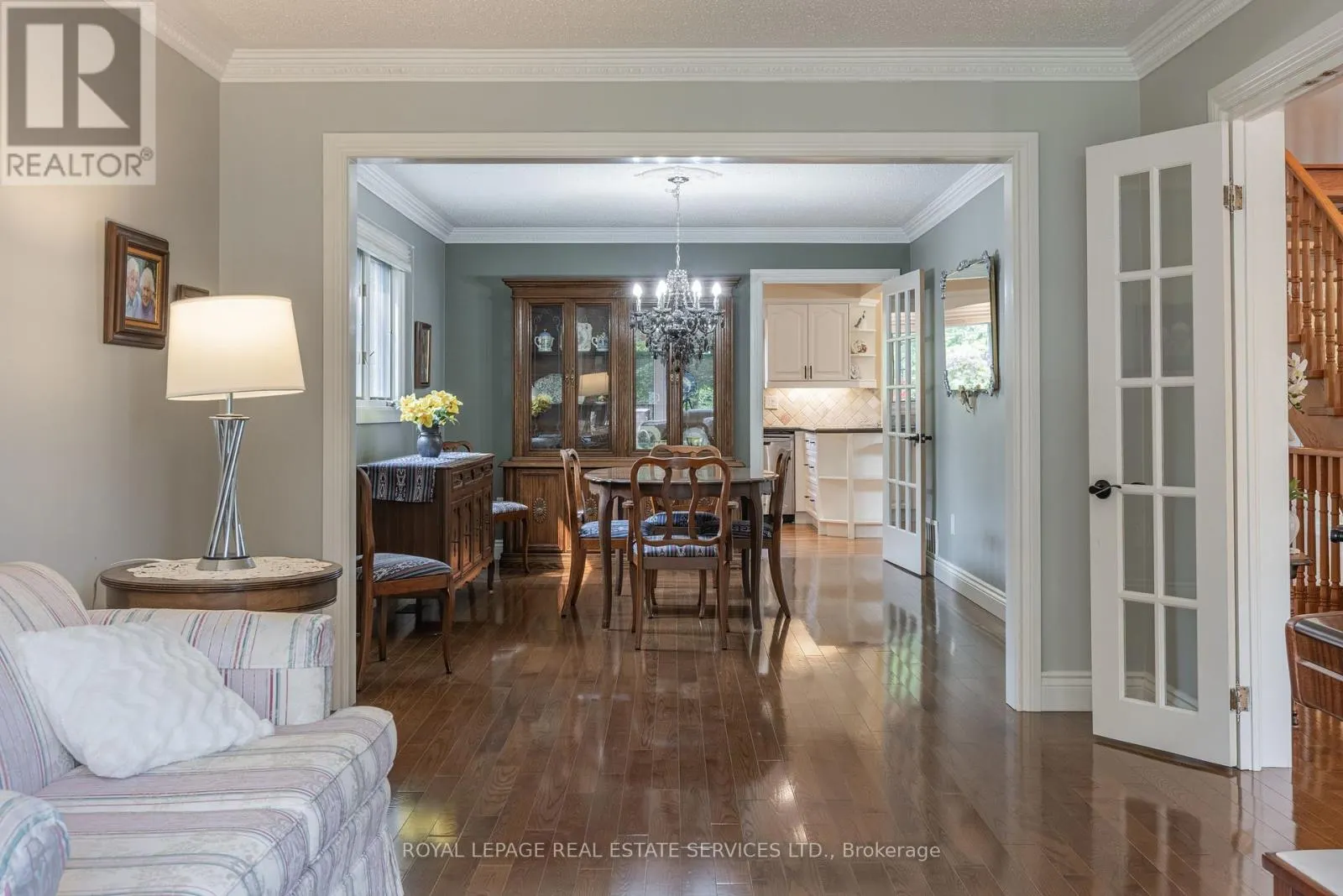 1210 BEECHGROVE CRESCENT