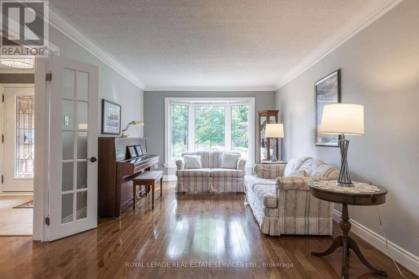 1210 BEECHGROVE CRESCENT