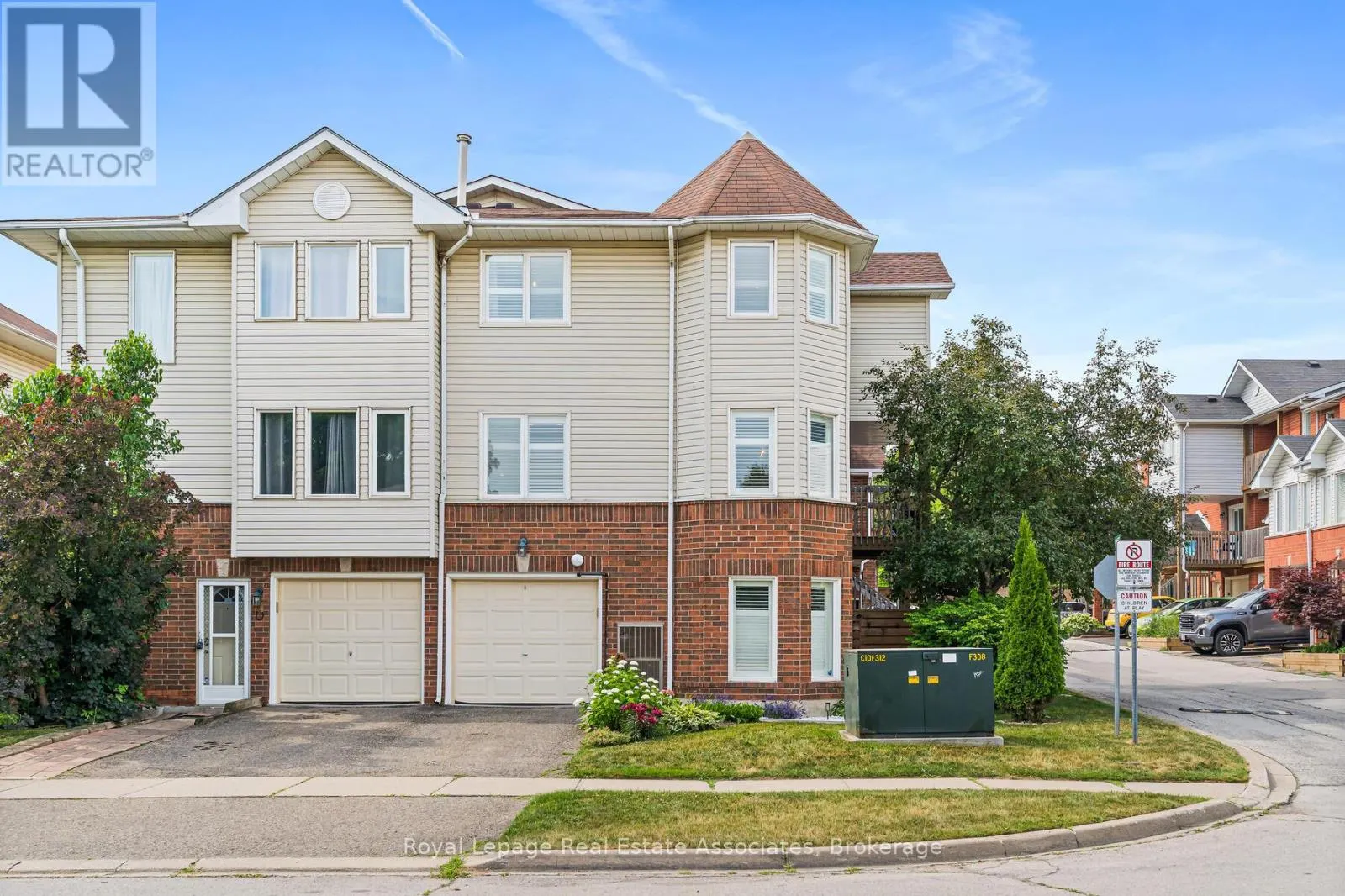 54 WYLIE CIRCLE