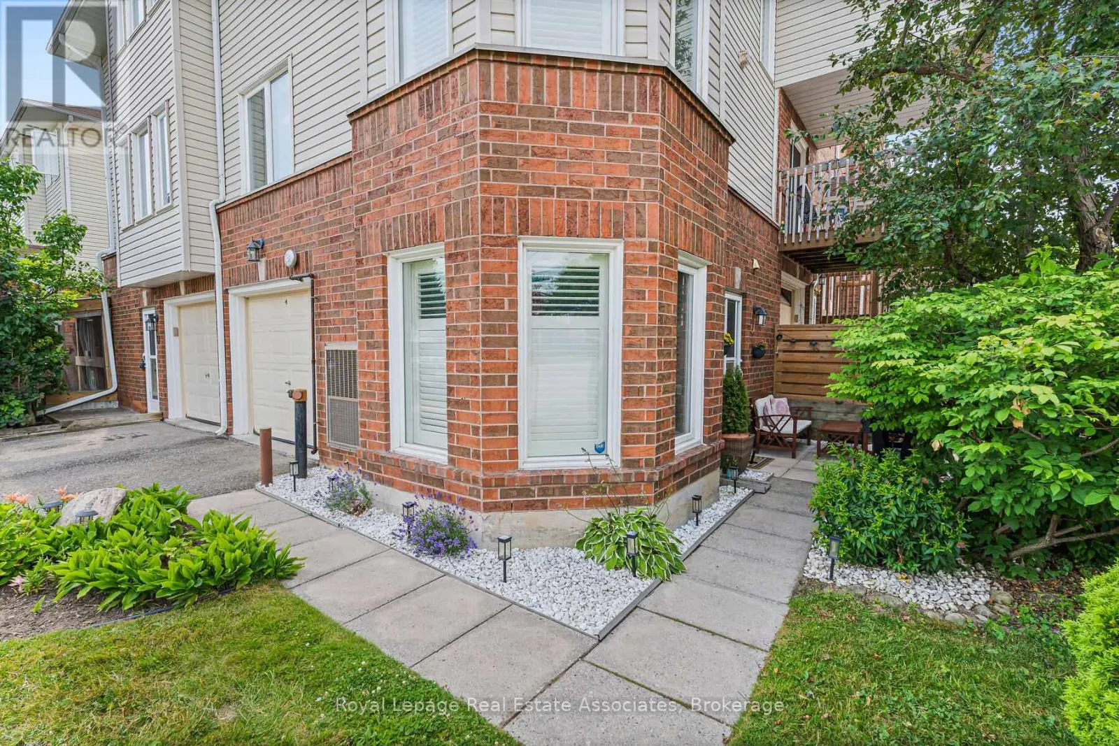 54 WYLIE CIRCLE
