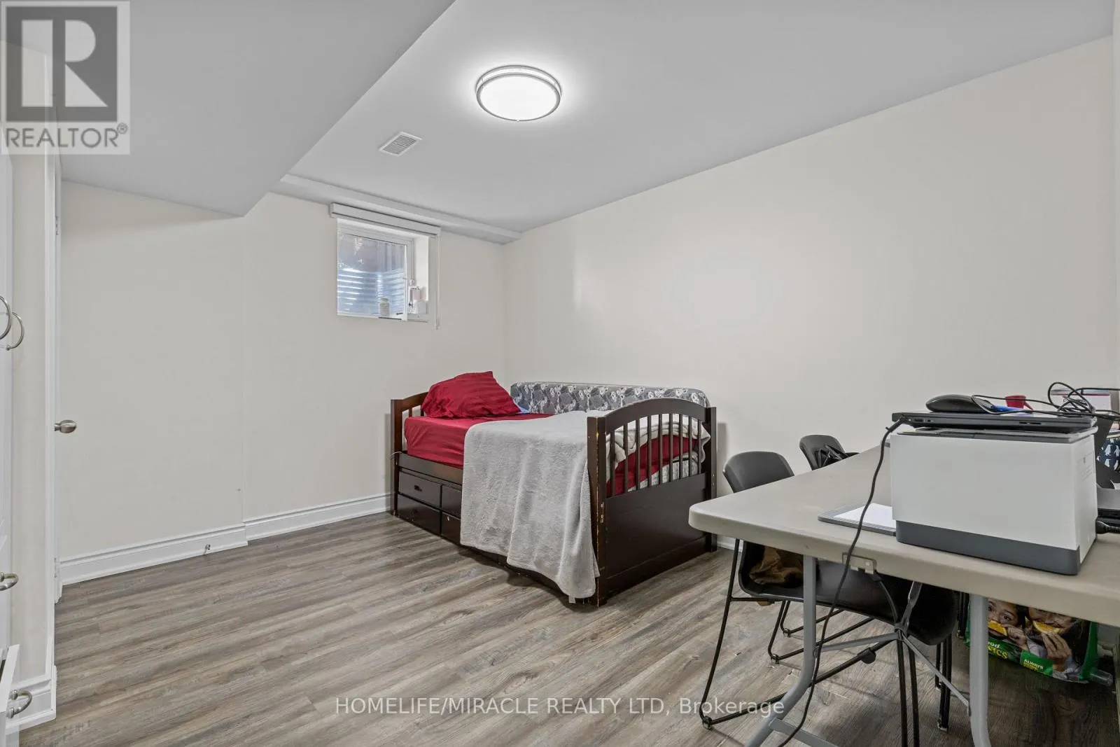44 NEWARK WAY