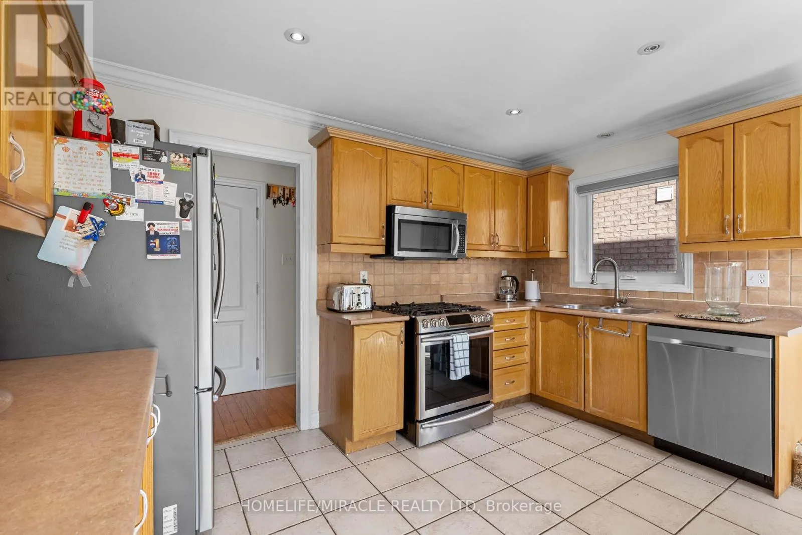44 NEWARK WAY