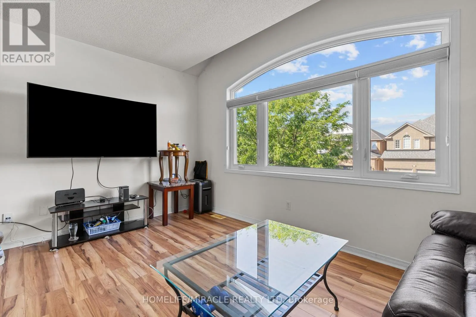 44 NEWARK WAY