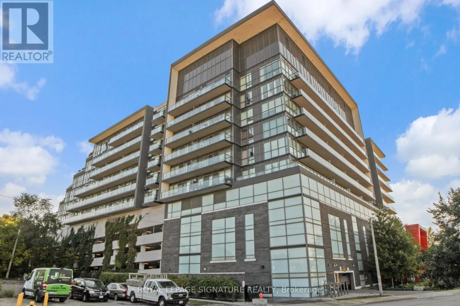 1012 - 15 JAMES FINLAY WAY
