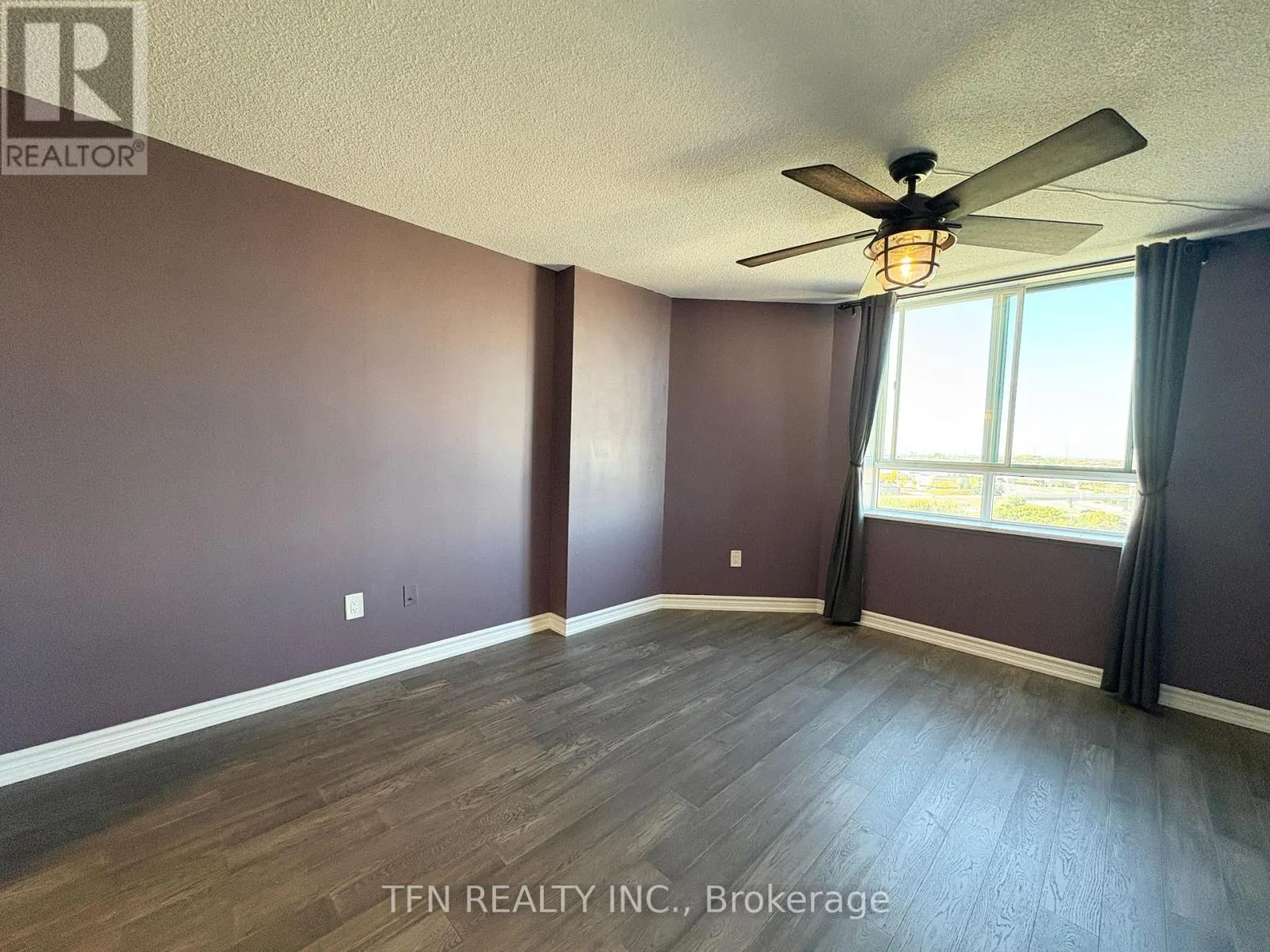 1102 - 4205 SHIPP DRIVE