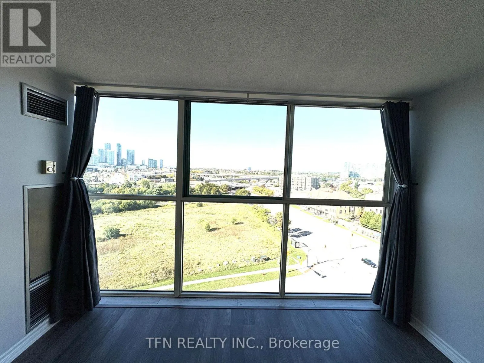 1102 - 4205 SHIPP DRIVE