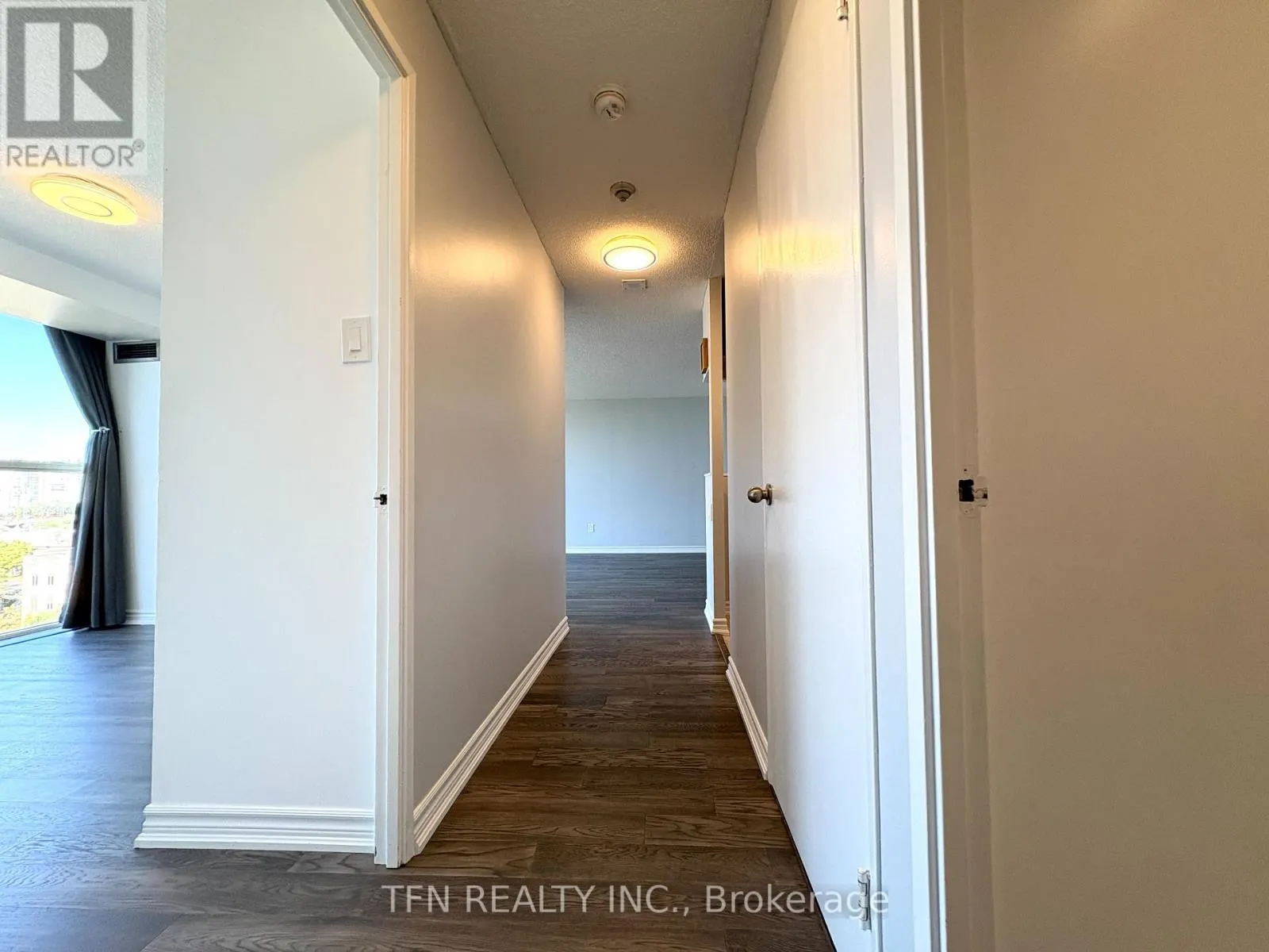 1102 - 4205 SHIPP DRIVE