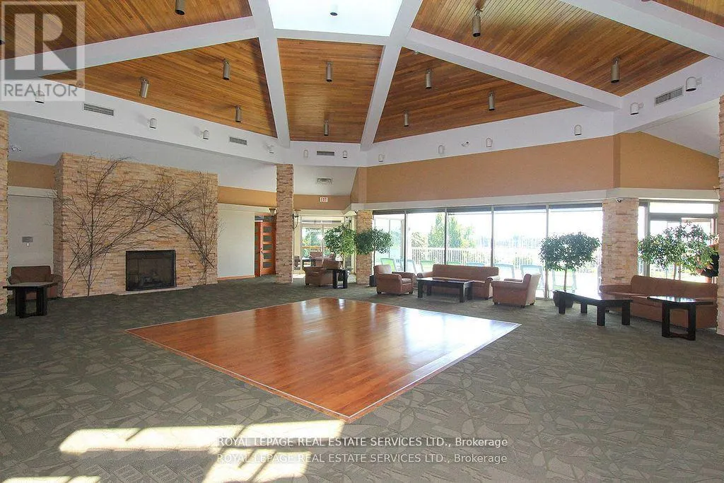216 - 2267 LAKESHORE BOULEVARD W