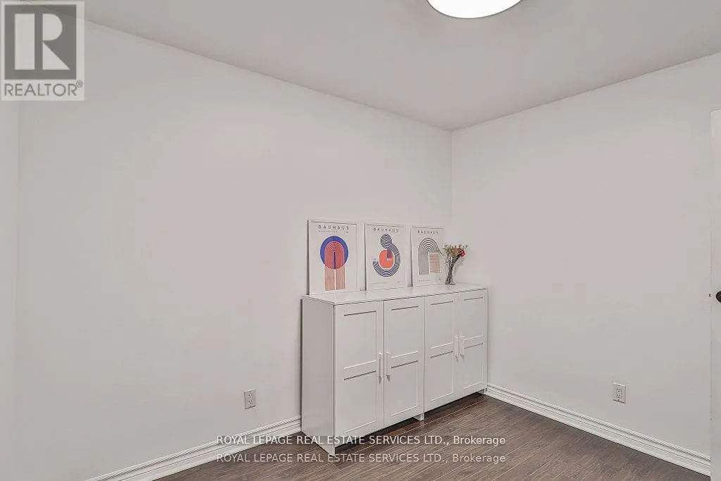 216 - 2267 LAKESHORE BOULEVARD W