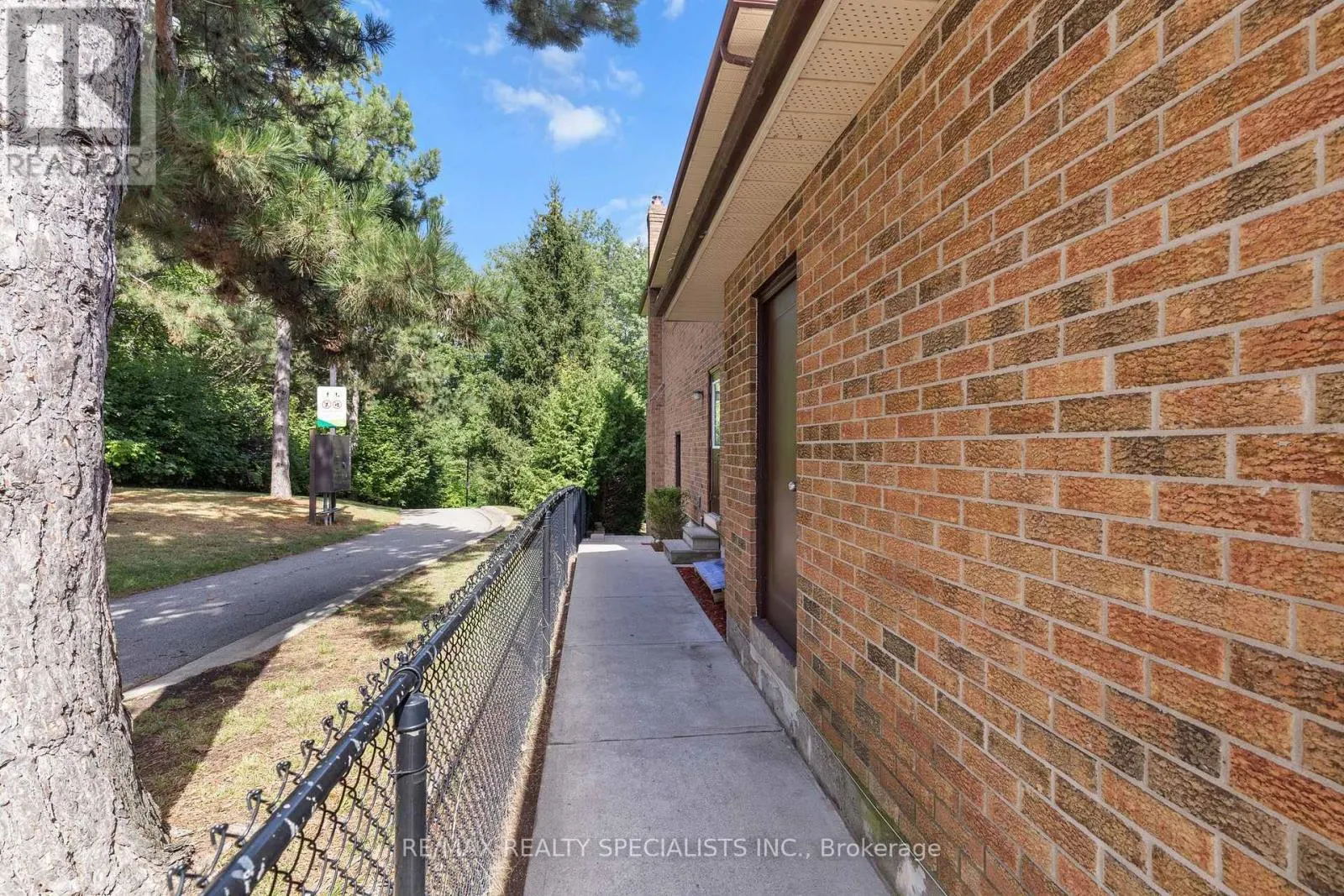 2393 HARGOOD PLACE