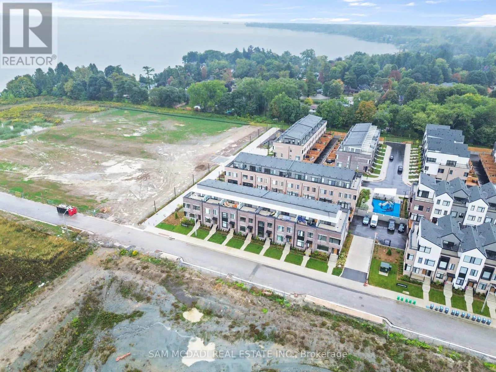 103 - 100 COVESIDE DRIVE