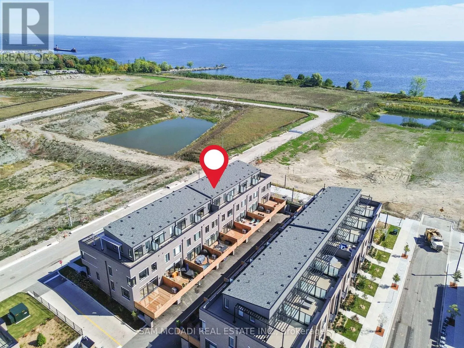 103 - 100 COVESIDE DRIVE