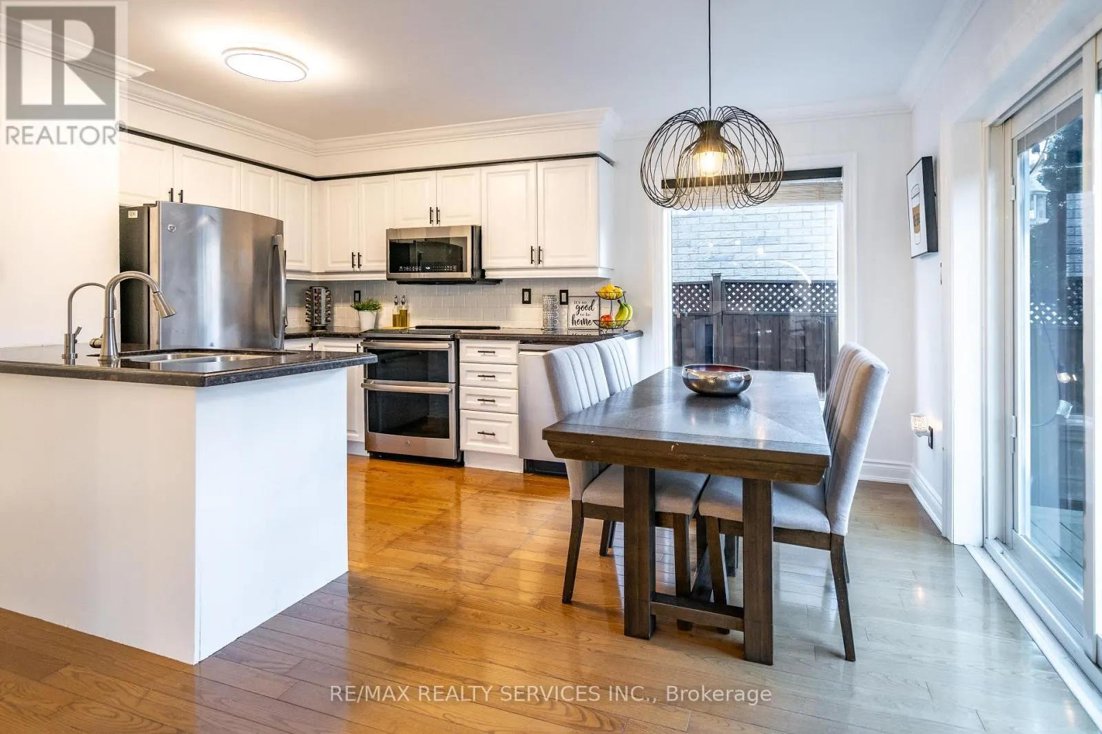 3748 PEARLSTONE DRIVE