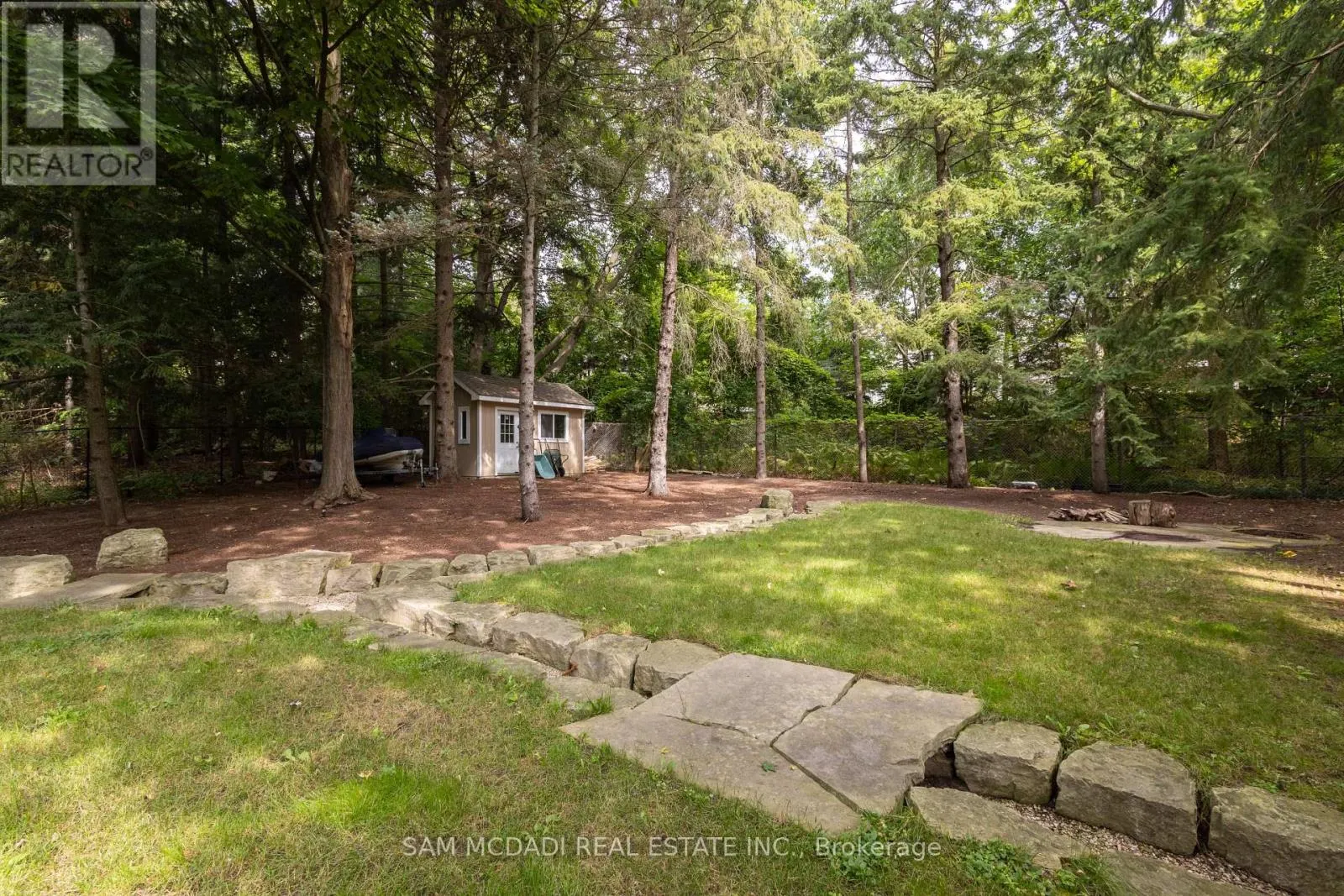 1173 WOODEDEN DRIVE