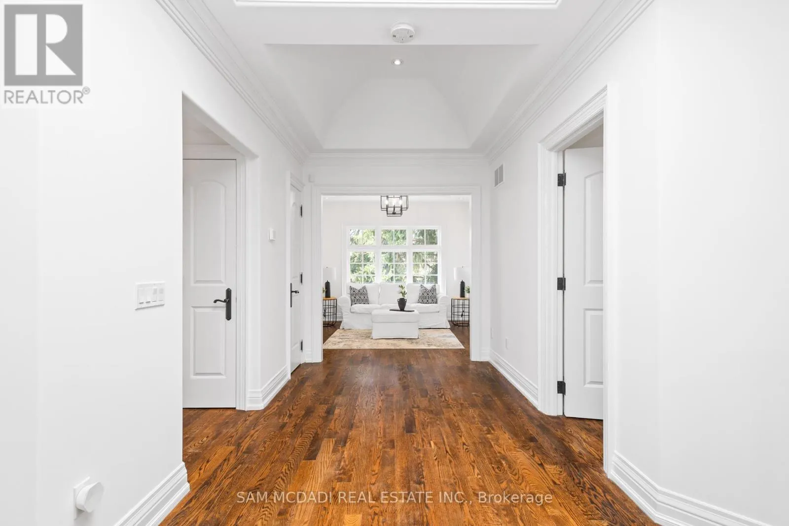 1173 WOODEDEN DRIVE