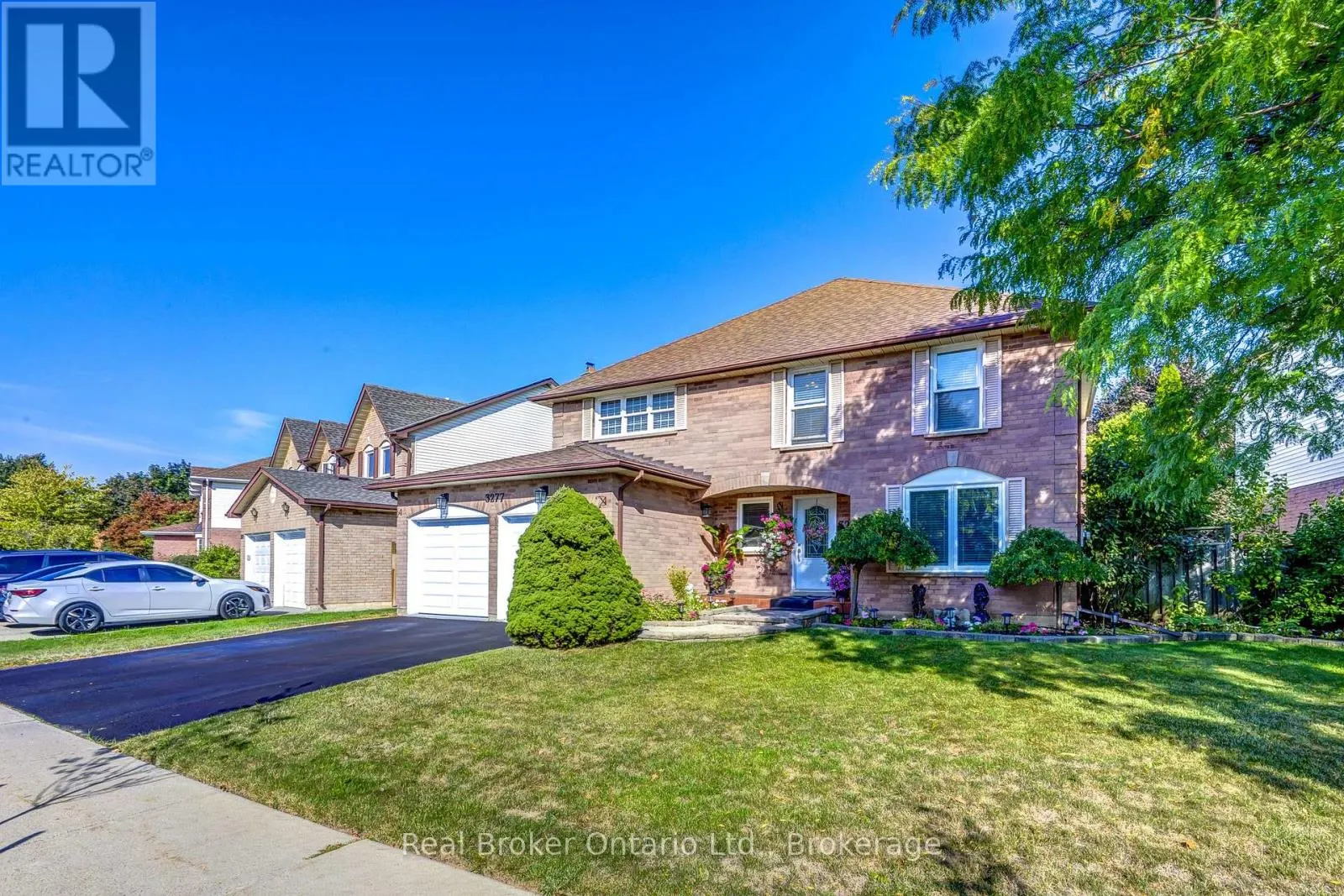 3277 FOLKWAY DRIVE