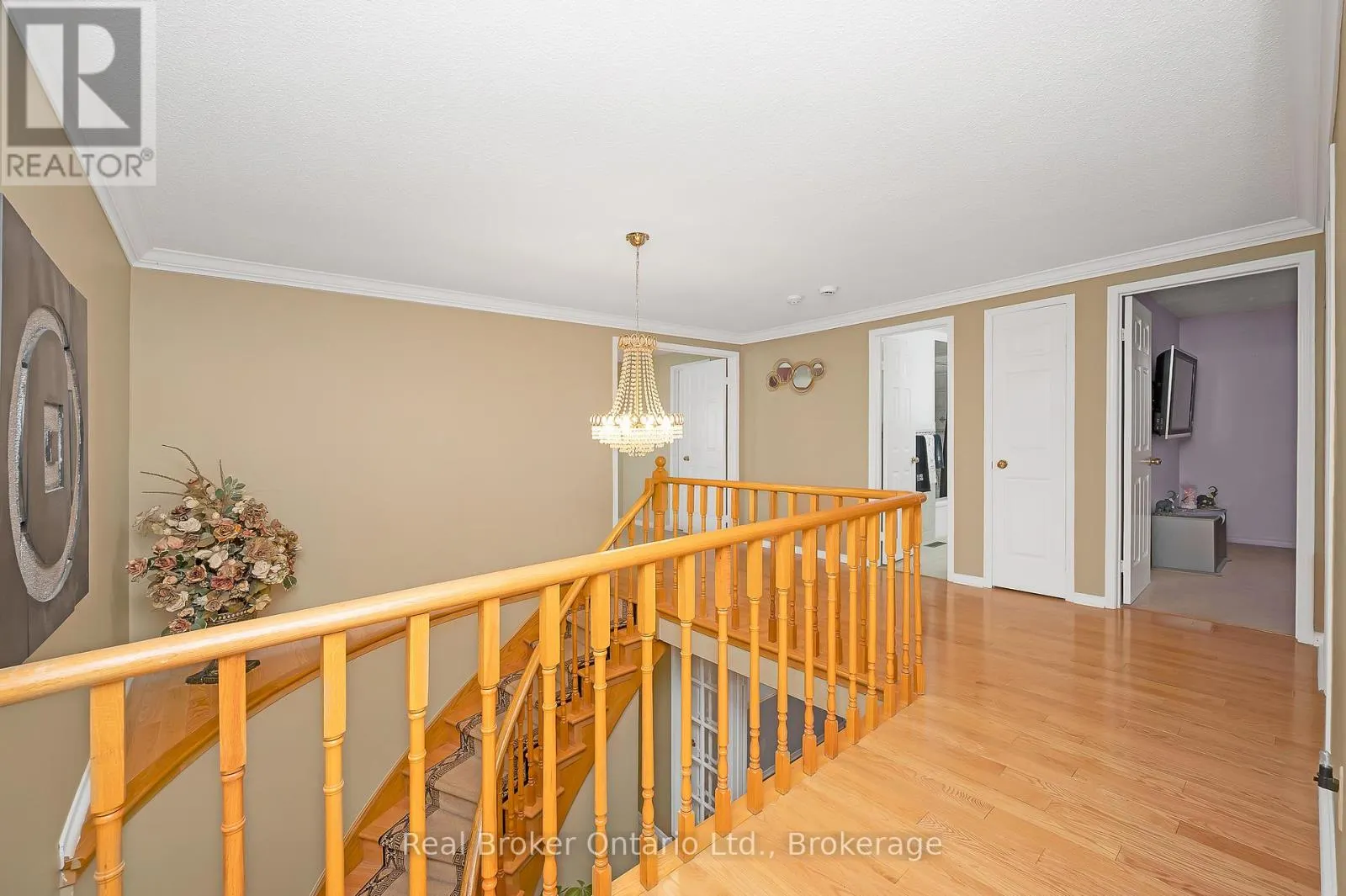 3277 FOLKWAY DRIVE