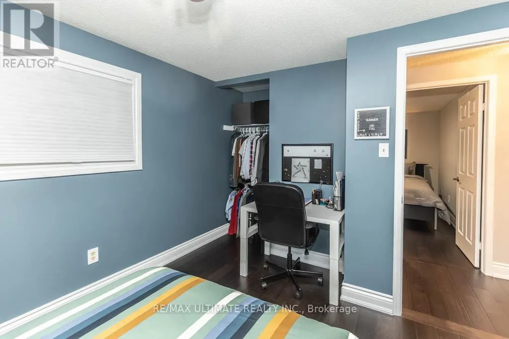 6869 HICKLING CRESCENT