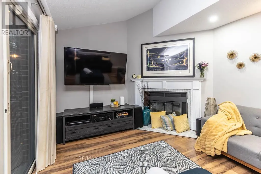 6869 HICKLING CRESCENT