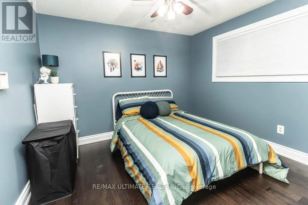 6869 HICKLING CRESCENT