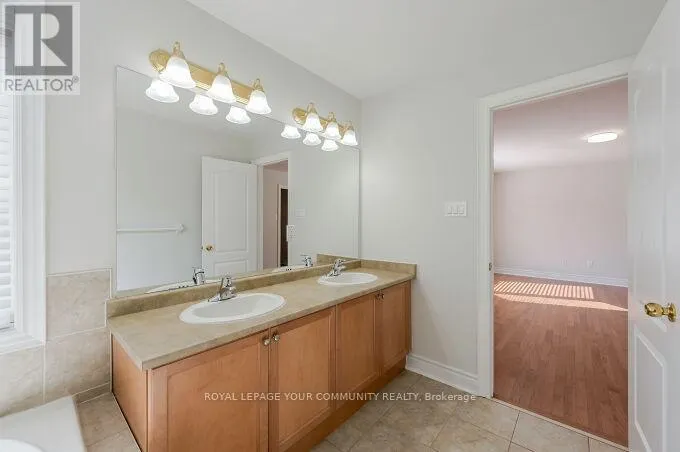 UPPER UNIT - 128 WATSONBROOK DRIVE
