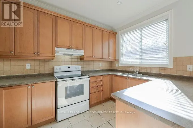 UPPER UNIT - 128 WATSONBROOK DRIVE