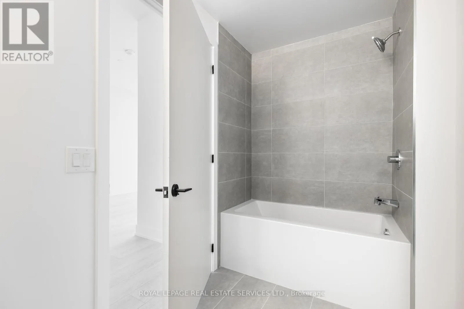 807 - 2450 OLD BRONTE ROAD