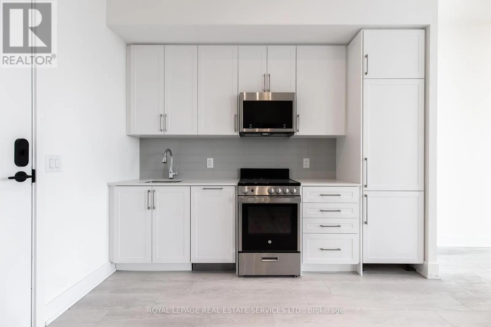 807 - 2450 OLD BRONTE ROAD